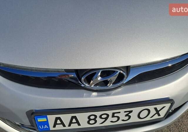 Серый Хендай Элантра, объемом двигателя 1.8 л и пробегом 143 тыс. км за 9300 $, фото 34 на Automoto.ua
