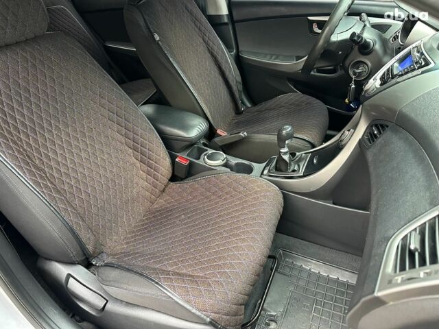 Серый Хендай Элантра, объемом двигателя 1.6 л и пробегом 133 тыс. км за 8690 $, фото 12 на Automoto.ua