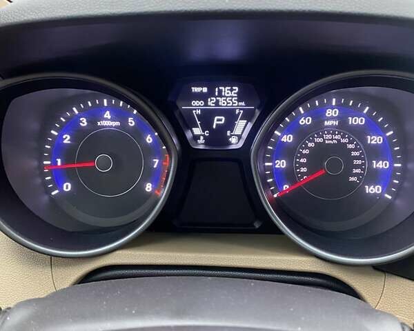 Серый Хендай Элантра, объемом двигателя 1.59 л и пробегом 127 тыс. км за 7900 $, фото 5 на Automoto.ua