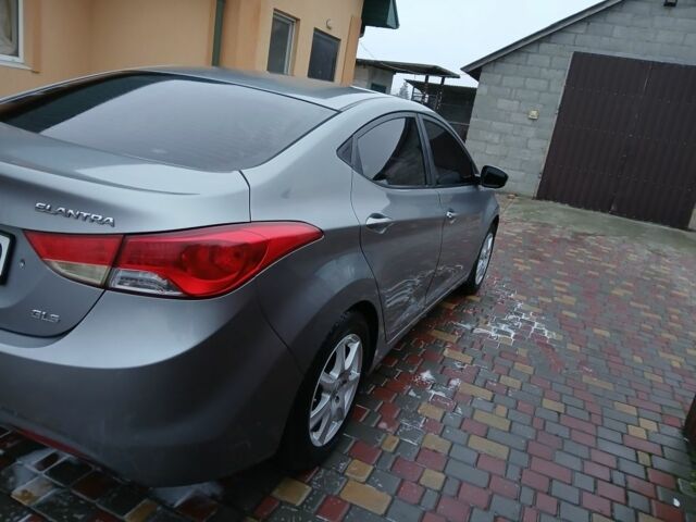 Сірий Хендай Елантра, об'ємом двигуна 1.6 л та пробігом 150 тис. км за 8000 $, фото 5 на Automoto.ua