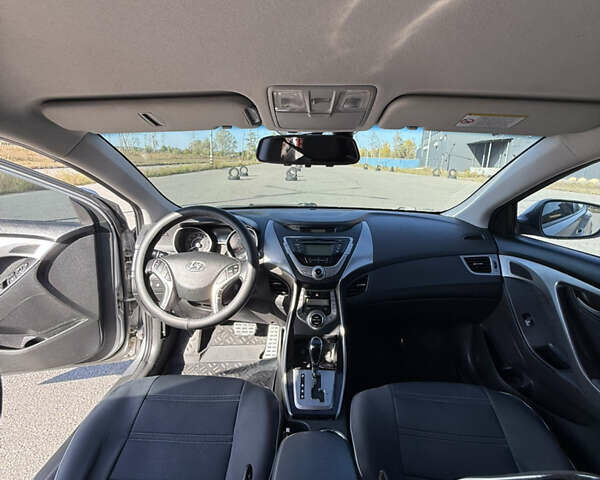 Серый Хендай Элантра, объемом двигателя 1.8 л и пробегом 93 тыс. км за 11300 $, фото 10 на Automoto.ua