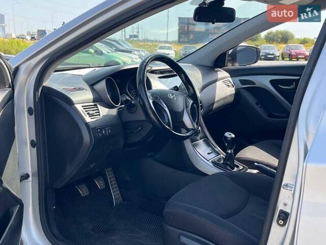 Серый Хендай Элантра, объемом двигателя 1.8 л и пробегом 107 тыс. км за 8990 $, фото 12 на Automoto.ua