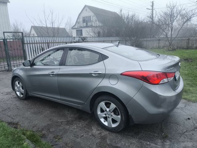 Серый Хендай Элантра, объемом двигателя 1.8 л и пробегом 270 тыс. км за 6700 $, фото 1 на Automoto.ua