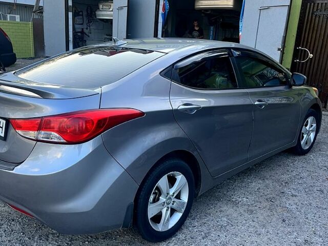 Серый Хендай Элантра, объемом двигателя 1.8 л и пробегом 171 тыс. км за 8299 $, фото 2 на Automoto.ua