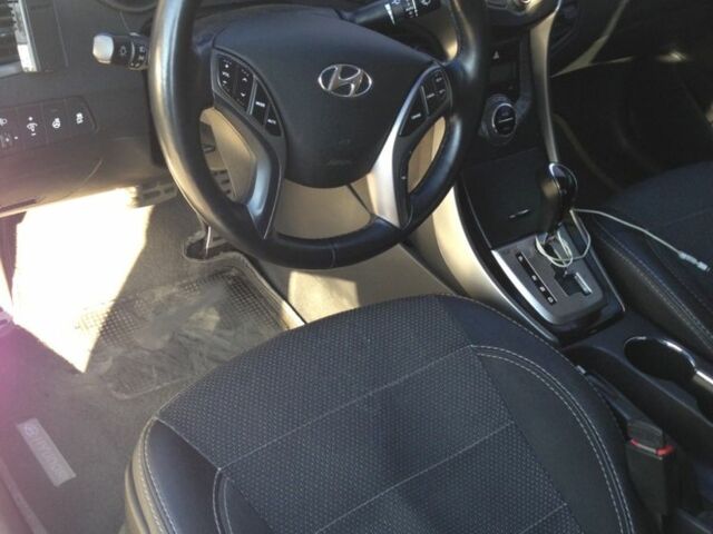 Сірий Хендай Елантра, об'ємом двигуна 1.8 л та пробігом 226 тис. км за 9600 $, фото 3 на Automoto.ua