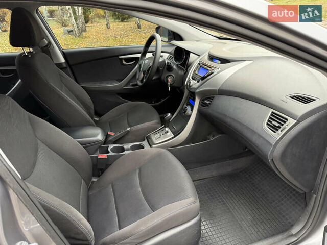 Хендай Елантра 2013 у Дніпро (Дніпропетровську) на Automoto.ua Сірий Хендай Елантра, об'ємом двигуна 1.8 л та пробігом 146 тис. км за 9300 $, фото 5 на Automoto.ua