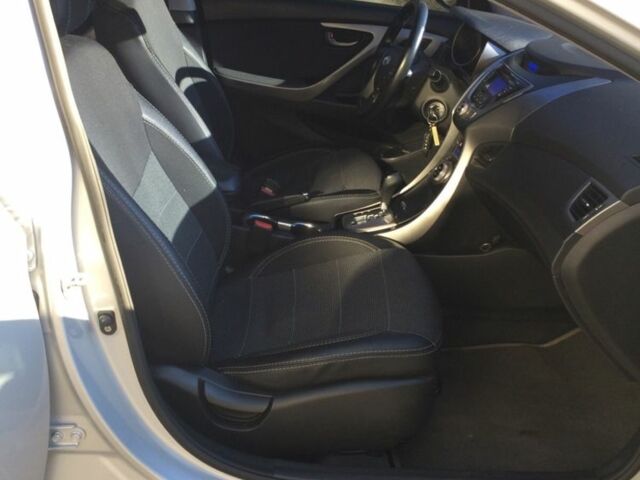 Сірий Хендай Елантра, об'ємом двигуна 1.8 л та пробігом 226 тис. км за 9600 $, фото 5 на Automoto.ua