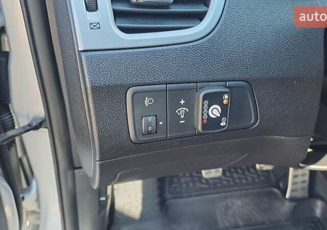 Серый Хендай Элантра, объемом двигателя 1.8 л и пробегом 143 тыс. км за 9300 $, фото 31 на Automoto.ua