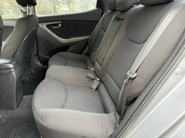 Хендай Элантра 2013 в Днепре (Днепропетровске) на Automoto.ua Серый Хендай Элантра, объемом двигателя 1.8 л и пробегом 146 тыс. км за 9300 $, фото 7 на Automoto.ua