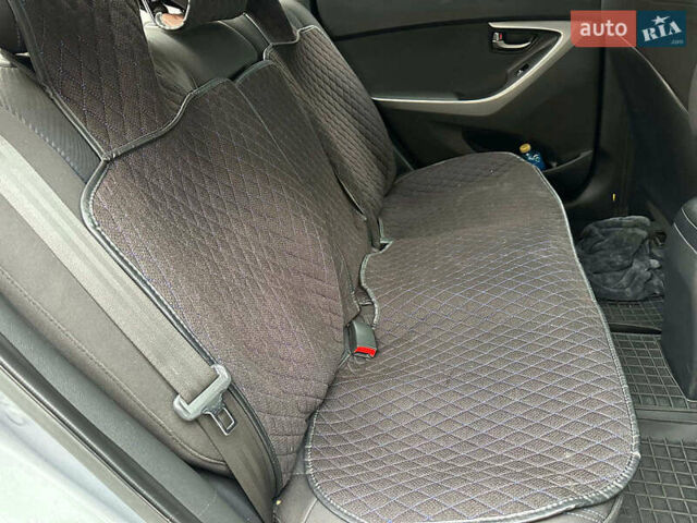 Серый Хендай Элантра, объемом двигателя 1.6 л и пробегом 133 тыс. км за 8690 $, фото 10 на Automoto.ua