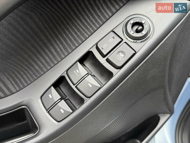 Серый Хендай Элантра, объемом двигателя 1.8 л и пробегом 88 тыс. км за 9700 $, фото 20 на Automoto.ua