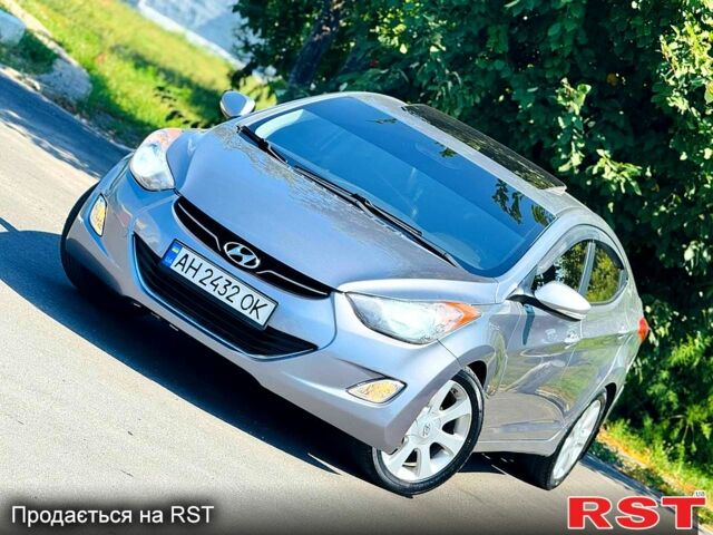 Сірий Хендай Елантра, об'ємом двигуна 1.8 л та пробігом 130 тис. км за 8800 $, фото 1 на Automoto.ua