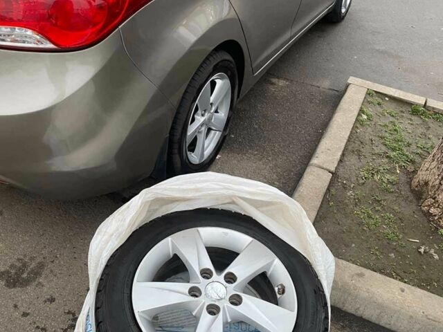 Серый Хендай Элантра, объемом двигателя 1.8 л и пробегом 127 тыс. км за 7900 $, фото 10 на Automoto.ua