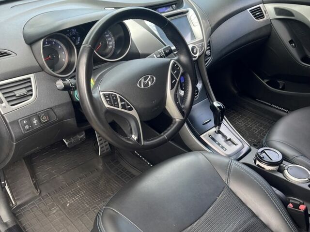 Сірий Хендай Елантра, об'ємом двигуна 1.8 л та пробігом 130 тис. км за 9900 $, фото 6 на Automoto.ua
