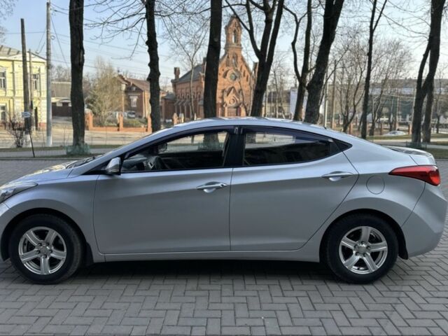 Сірий Хендай Елантра, об'ємом двигуна 1.6 л та пробігом 174 тис. км за 8300 $, фото 5 на Automoto.ua