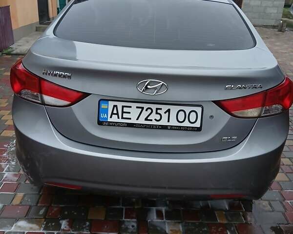 Сірий Хендай Елантра, об'ємом двигуна 1.59 л та пробігом 150 тис. км за 8000 $, фото 6 на Automoto.ua