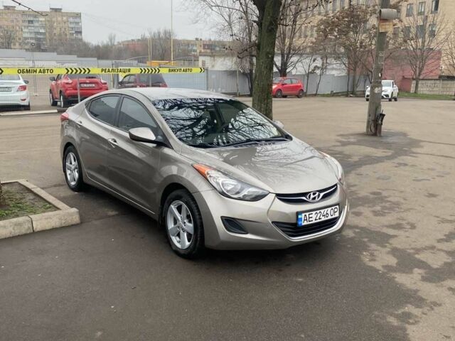 Серый Хендай Элантра, объемом двигателя 1.8 л и пробегом 127 тыс. км за 7900 $, фото 1 на Automoto.ua