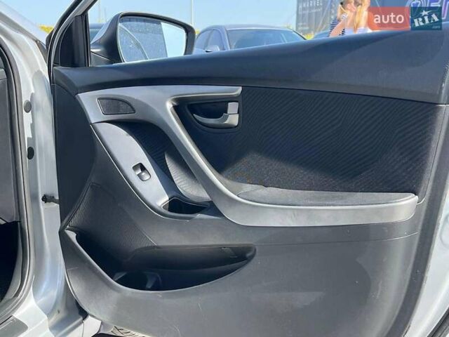 Серый Хендай Элантра, объемом двигателя 1.8 л и пробегом 107 тыс. км за 8990 $, фото 38 на Automoto.ua