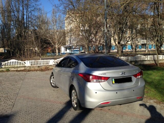 Хендай Элантра 2013 в Киеве на Automoto.ua Серый Хендай Элантра, объемом двигателя 1.8 л и пробегом 223 тыс. км за 9800 $, фото 2 на Automoto.ua
