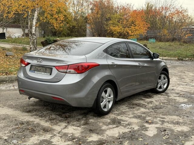 Хендай Элантра 2013 в Днепре (Днепропетровске) на Automoto.ua Серый Хендай Элантра, объемом двигателя 1.8 л и пробегом 146 тыс. км за 9300 $, фото 6 на Automoto.ua