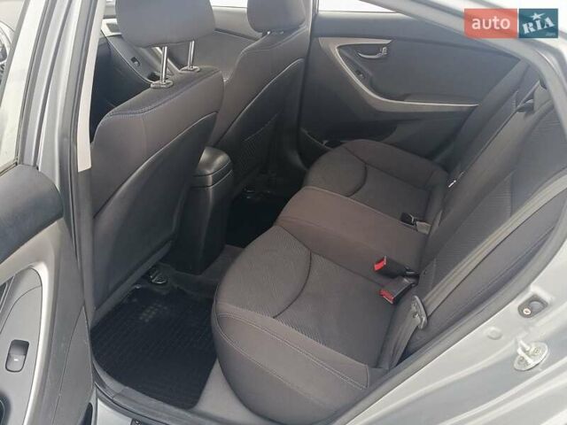 Серый Хендай Элантра, объемом двигателя 1.6 л и пробегом 101 тыс. км за 9000 $, фото 10 на Automoto.ua