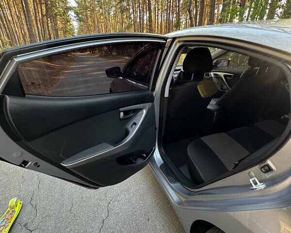 Серый Хендай Элантра, объемом двигателя 1.59 л и пробегом 122 тыс. км за 9500 $, фото 11 на Automoto.ua