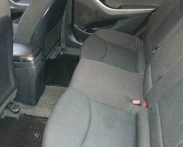 Сірий Хендай Елантра, об'ємом двигуна 1.59 л та пробігом 150 тис. км за 8000 $, фото 12 на Automoto.ua