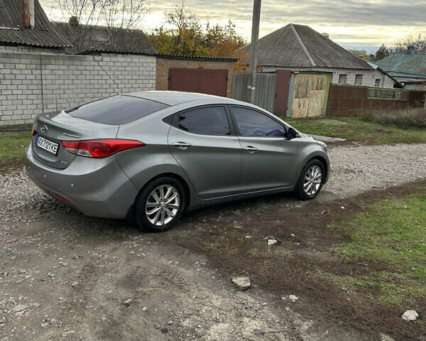Серый Хендай Элантра, объемом двигателя 1.59 л и пробегом 136 тыс. км за 9500 $, фото 8 на Automoto.ua