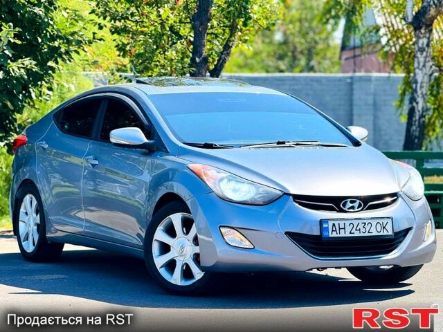 Сірий Хендай Елантра, об'ємом двигуна 1.8 л та пробігом 130 тис. км за 8800 $, фото 3 на Automoto.ua