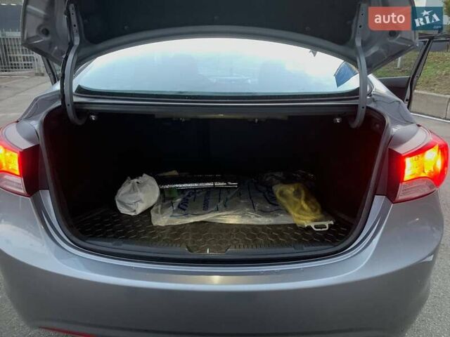 Хендай Элантра 2013 в Киеве на Automoto.ua Серый Хендай Элантра, объемом двигателя 1.8 л и пробегом 144 тыс. км за 7450 $, фото 10 на Automoto.ua