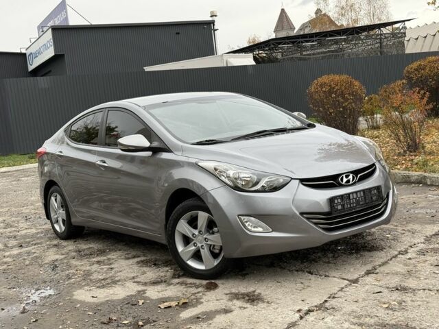 Хендай Элантра 2013 в Днепре (Днепропетровске) на Automoto.ua Серый Хендай Элантра, объемом двигателя 1.8 л и пробегом 146 тыс. км за 9300 $, фото 4 на Automoto.ua