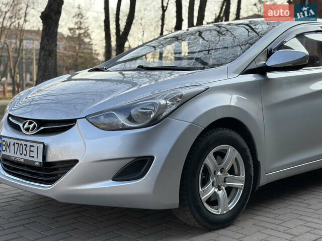 Сірий Хендай Елантра, об'ємом двигуна 1.59 л та пробігом 159 тис. км за 8500 $, фото 2 на Automoto.ua