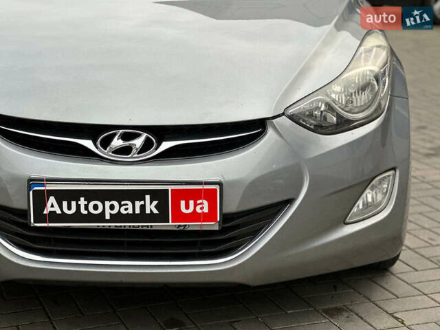 Серый Хендай Элантра, объемом двигателя 1.6 л и пробегом 133 тыс. км за 8690 $, фото 1 на Automoto.ua