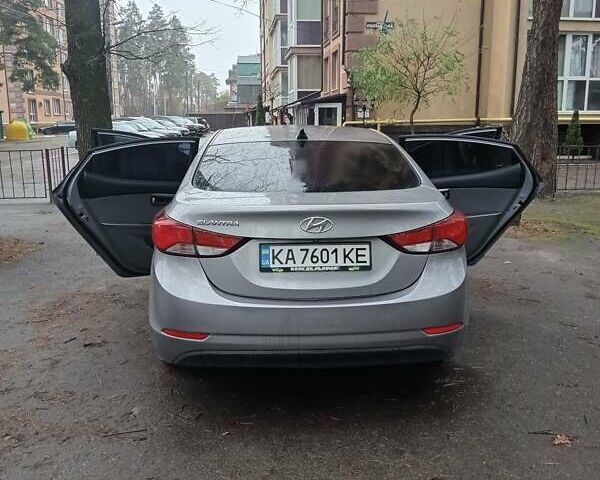 Серый Хендай Элантра, объемом двигателя 1.8 л и пробегом 112 тыс. км за 9300 $, фото 6 на Automoto.ua