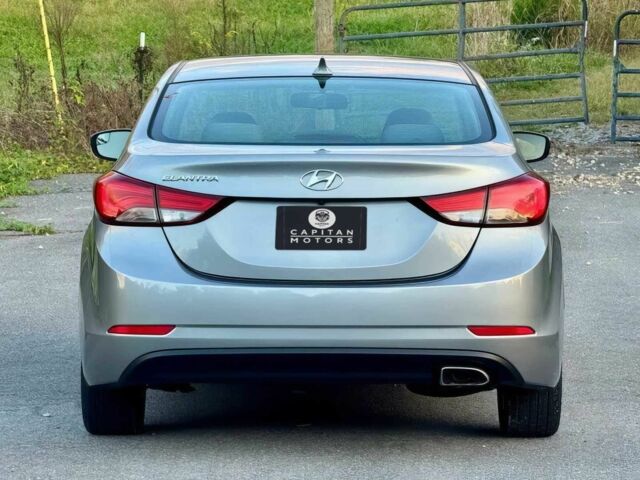 Сірий Хендай Елантра, об'ємом двигуна 2 л та пробігом 85 тис. км за 1000 $, фото 5 на Automoto.ua