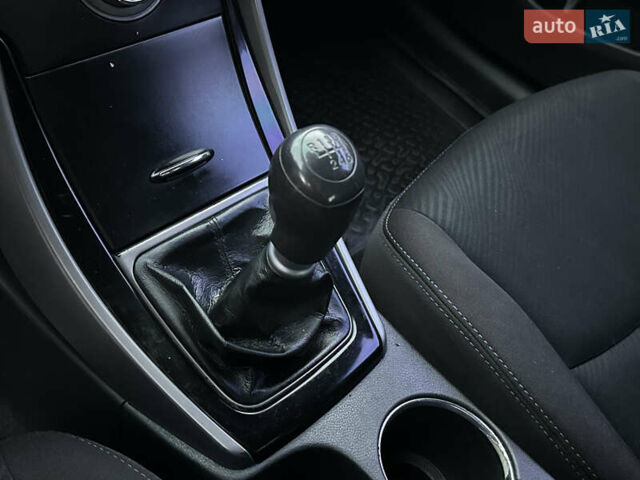 Хендай Элантра 2014 в Днепре (Днепропетровске) на Automoto.ua Серый Хендай Элантра, объемом двигателя 1.6 л и пробегом 95 тыс. км за 8800 $, фото 22 на Automoto.ua