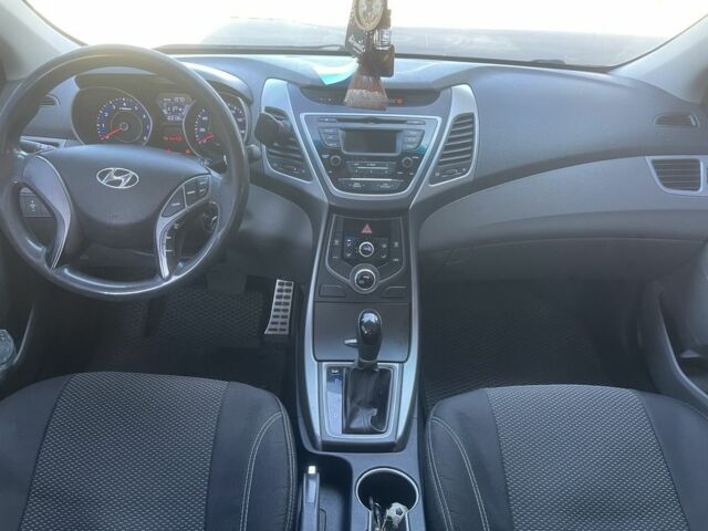 Серый Хендай Элантра, объемом двигателя 1.8 л и пробегом 165 тыс. км за 9000 $, фото 3 на Automoto.ua