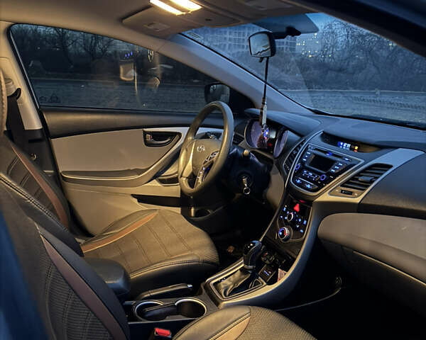 Серый Хендай Элантра, объемом двигателя 1.8 л и пробегом 258 тыс. км за 9000 $, фото 20 на Automoto.ua