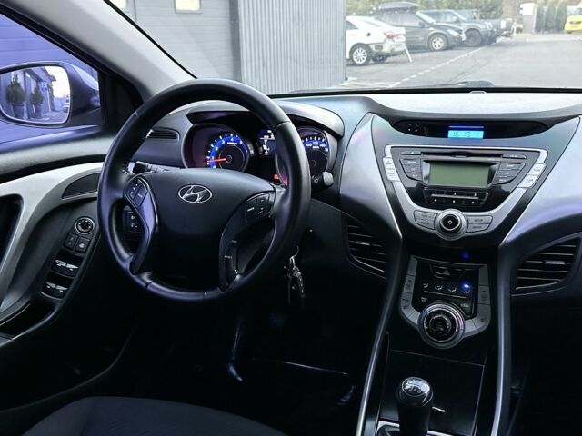 Хендай Елантра 2014 у Дніпро (Дніпропетровську) на Automoto.ua Сірий Хендай Елантра, об'ємом двигуна 1.6 л та пробігом 95 тис. км за 8800 $, фото 9 на Automoto.ua