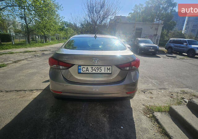 Серый Хендай Элантра, объемом двигателя 1.8 л и пробегом 160 тыс. км за 9500 $, фото 4 на Automoto.ua