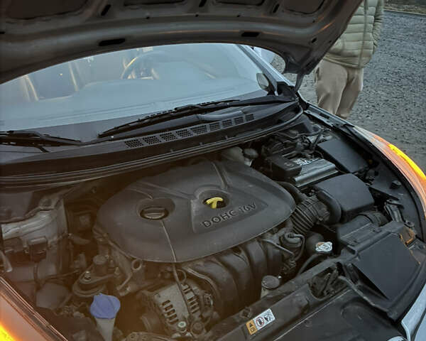 Серый Хендай Элантра, объемом двигателя 1.8 л и пробегом 258 тыс. км за 9000 $, фото 28 на Automoto.ua