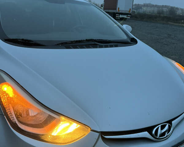 Серый Хендай Элантра, объемом двигателя 1.8 л и пробегом 258 тыс. км за 9000 $, фото 7 на Automoto.ua