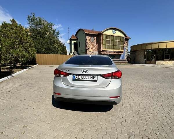 Хендай Элантра 2014 в Днепре (Днепропетровске) на Automoto.ua Серый Хендай Элантра, объемом двигателя 1.8 л и пробегом 137 тыс. км за 7800 $, фото 2 на Automoto.ua