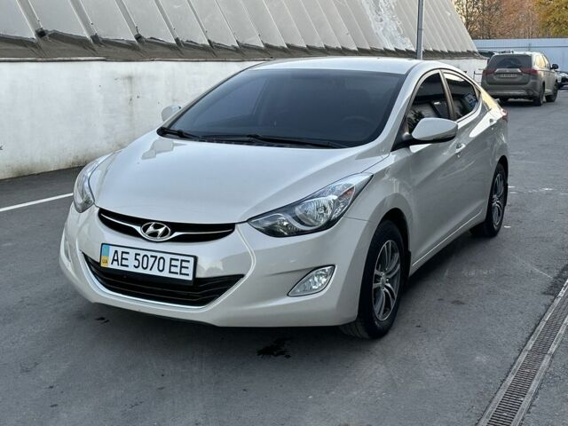 Хендай Елантра 2014 у Дніпро (Дніпропетровську) на Automoto.ua Сірий Хендай Елантра, об'ємом двигуна 1.6 л та пробігом 95 тис. км за 8800 $, фото 3 на Automoto.ua
