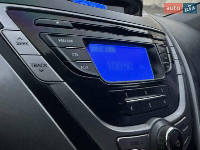 Хендай Элантра 2014 в Днепре (Днепропетровске) на Automoto.ua Серый Хендай Элантра, объемом двигателя 1.6 л и пробегом 95 тыс. км за 8800 $, фото 20 на Automoto.ua