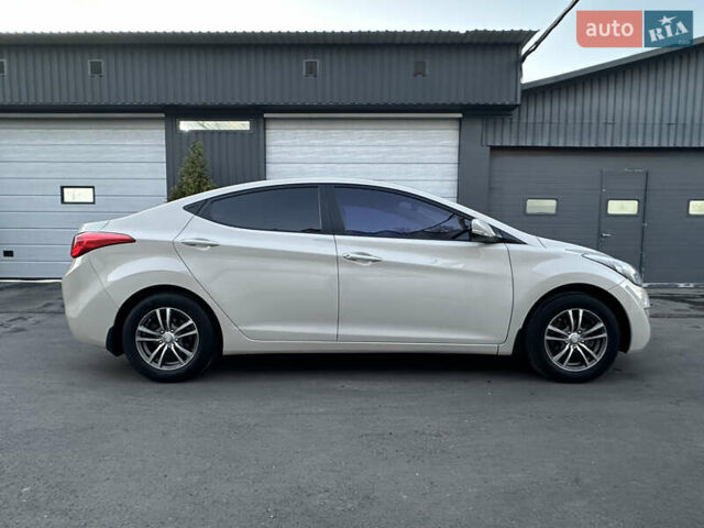 Хендай Элантра 2014 в Днепре (Днепропетровске) на Automoto.ua Серый Хендай Элантра, объемом двигателя 1.6 л и пробегом 95 тыс. км за 8800 $, фото 7 на Automoto.ua