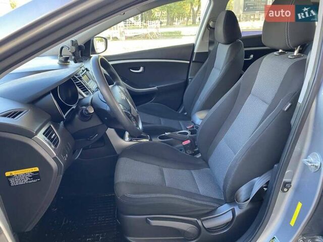Хендай Элантра 2014 в Николаеве на Automoto.ua Серый Хендай Элантра, объемом двигателя 2 л и пробегом 118 тыс. км за 9500 $, фото 20 на Automoto.ua