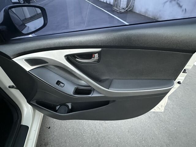 Хендай Елантра 2014 у Дніпро (Дніпропетровську) на Automoto.ua Сірий Хендай Елантра, об'ємом двигуна 1.6 л та пробігом 95 тис. км за 8800 $, фото 13 на Automoto.ua