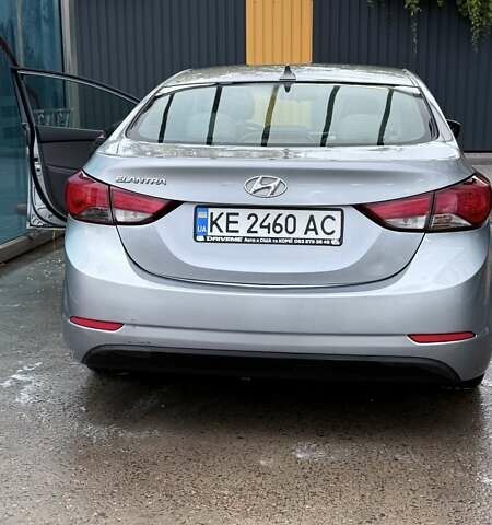 Сірий Хендай Елантра, об'ємом двигуна 1.8 л та пробігом 180 тис. км за 9400 $, фото 7 на Automoto.ua