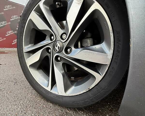 Хендай Элантра 2015 в Сумах на Automoto.ua Серый Хендай Элантра, объемом двигателя 1.8 л и пробегом 115 тыс. км за 12000 $, фото 6 на Automoto.ua